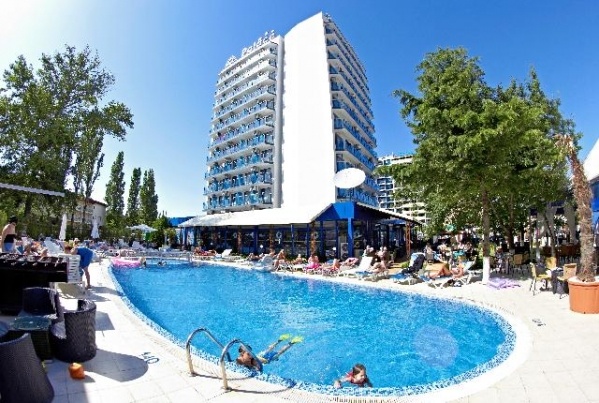 Hotel Palace*** -FP, repülővel