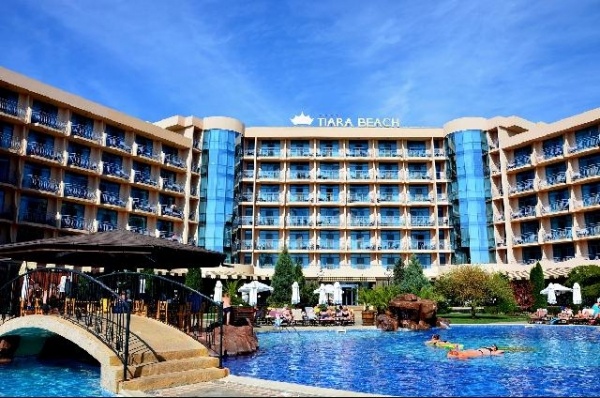Hotel Tiara Beach **** - AI, repülővel