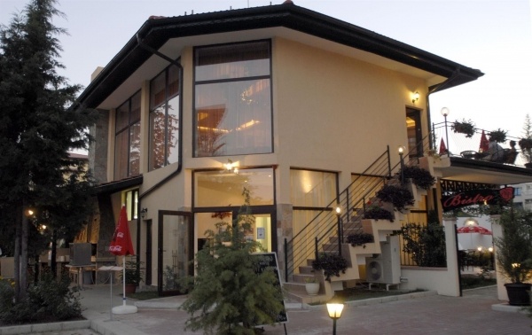 Rose Village Apart ***