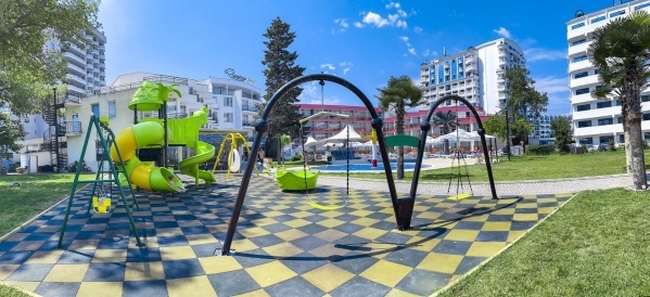 Flamingo Beach (Ex. Avliga Beach) ***