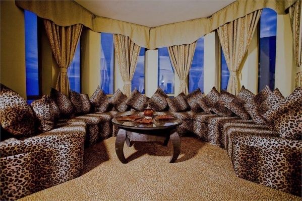 Imperial Palace (Ex.victoria Palace) ****