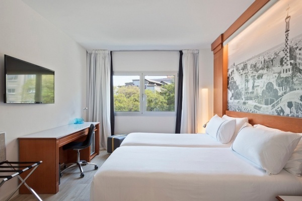 INNSiDE Barcelona Apolo - 7 éjszakás