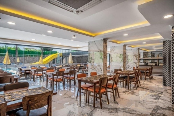 Arsi Paradise Beach Hotel ****