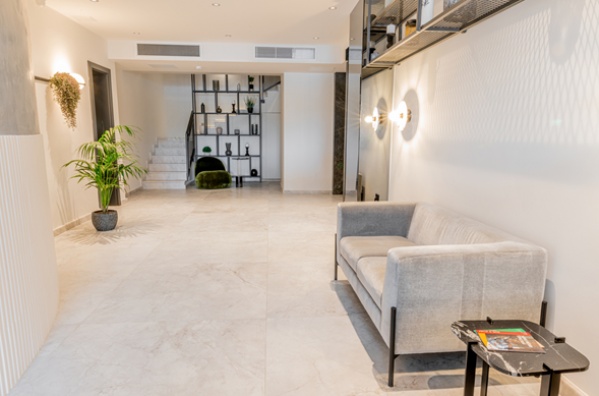 The Londoner Hotel ***