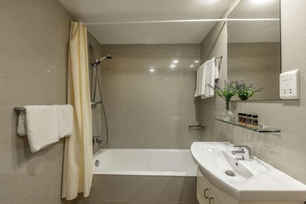 Papantonia Hotel Apartments ***