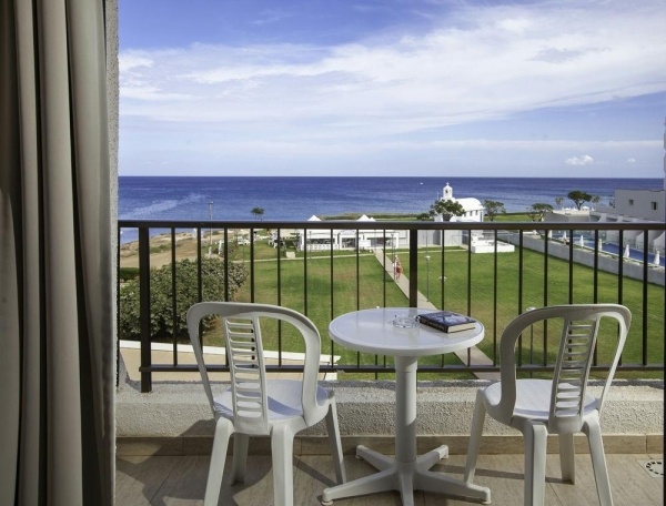 Penelope Beach Hotel Apts ***