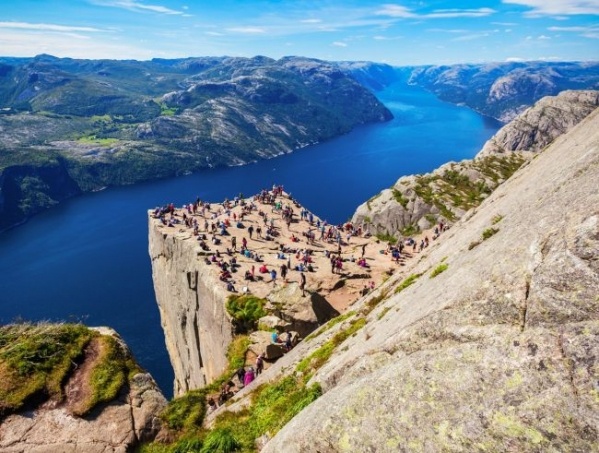 Stavanger, Bergen és a norvég fjordok - csoportos utazás magyar idegenvezetéssel 2026.09.17-21.