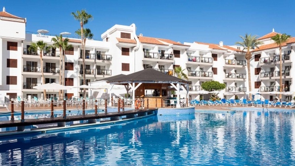 Globales Tamaimo Tropical *** Puerto de Santiago repülővel