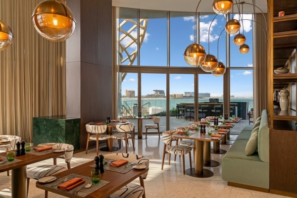 SO/ RAS AL KHAIMAH *****