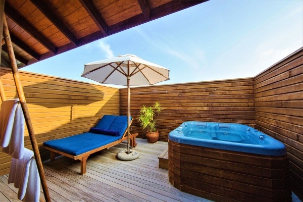 Vilamendhoo Island Resort