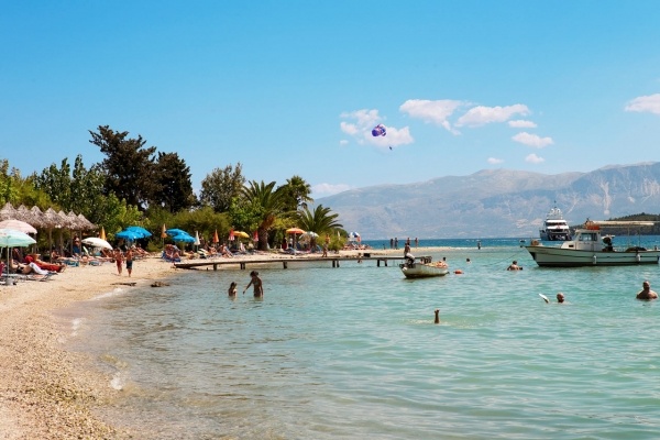 Hotel Avra Beach Hotel**+ RE, egyénileg