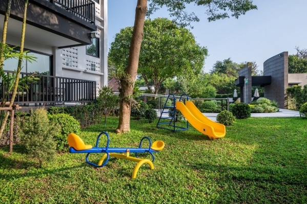 Manhattan Pattaya Hotel - 14 éjszakás