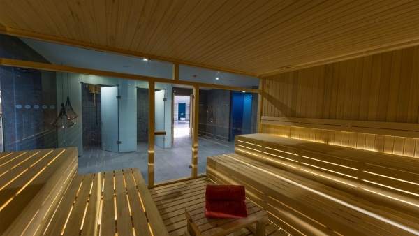 FLORA GARDEN EPHESUS *****