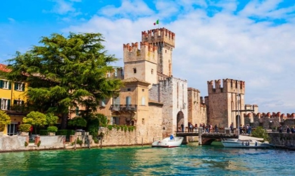 Veronai Operafesztivál látogatás, Észak-Olaszországgal fűszerezve ****