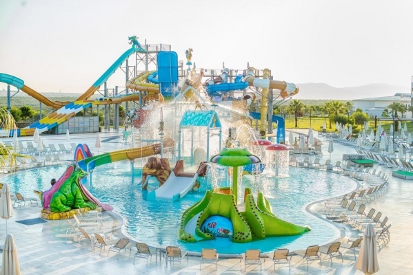 Aquasis De Luxe Resort & Spa *****