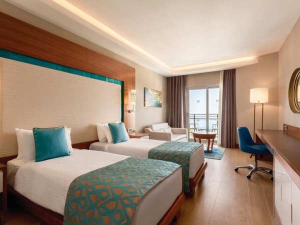 Ramada Hotel & Suites Kusadasi *****