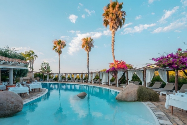 Galanias Hotel & Retreat