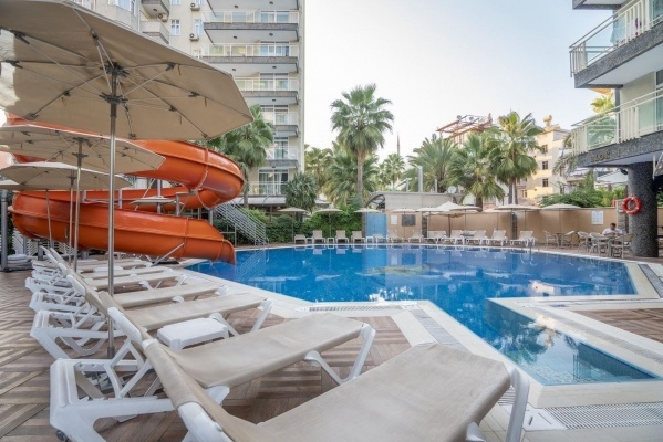 Carmen Suite Hotel ****