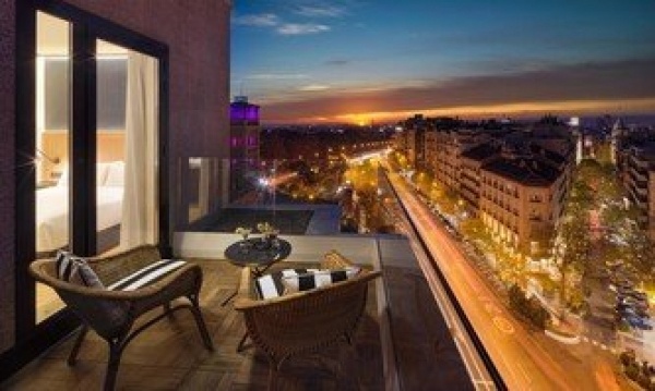 H10 PUERTA DE ALCALA - 5 éjszakás