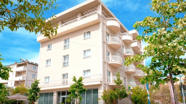 Marika - 13 éjszakás