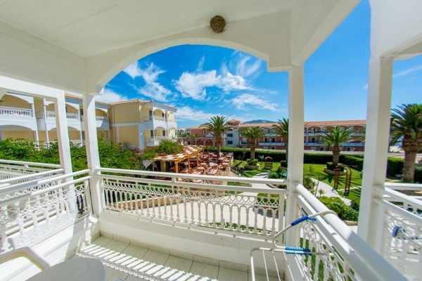 Hotel Poseidon Beach*** AI, repülővel