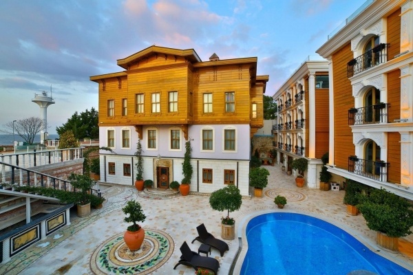 Seven Hills Palace and Spa - 10 éjszakás