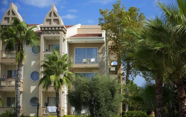 Kamelya Aishen Club *****