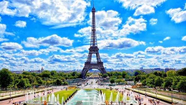 Párizs Hosszú Hétvége