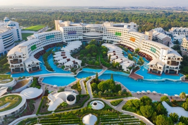 Cornelia Diamond Golf Resort & Spa***** - UAI, repülővel
