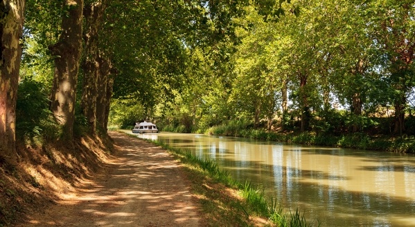 A Pireneusok két oldala