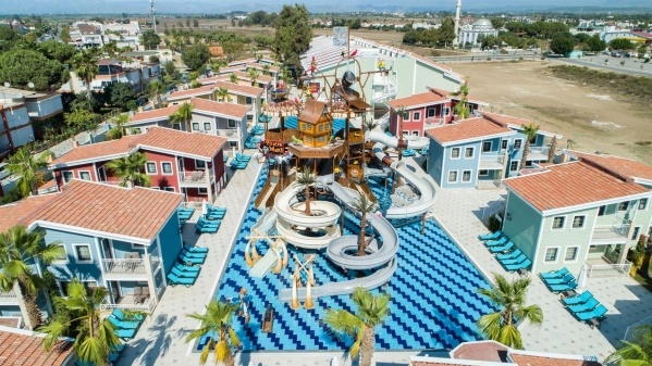 Crystal Club World Of Colours Resort & Spa *****