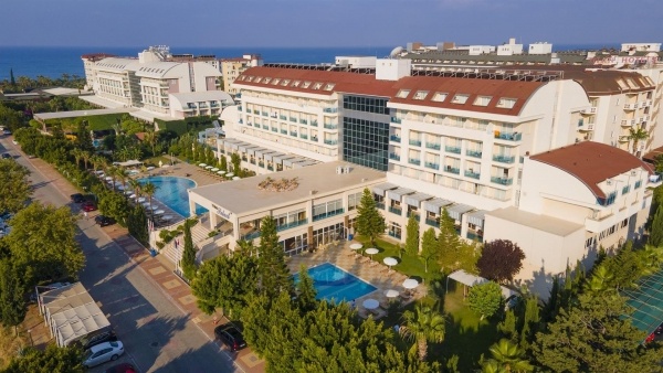 Solivia Hotel (Ex Titan Select Hotel) *****