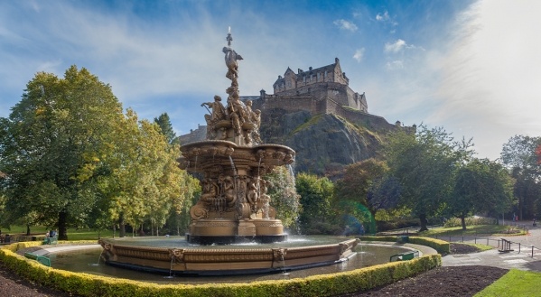 A rettenthetetlenek földjén - Skócia