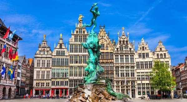 Városnézés és csokoládé kóstolás Belgiumban