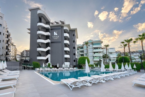 Kaila Krizantem Hotel ****