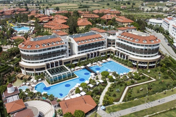 Alba Royal Hotel. *****