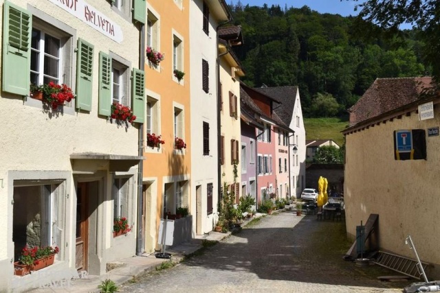 Nyugat-Svájc elbűvölő városai kirándulással a Francia-Alpok fővárosába, Chamonix-ba