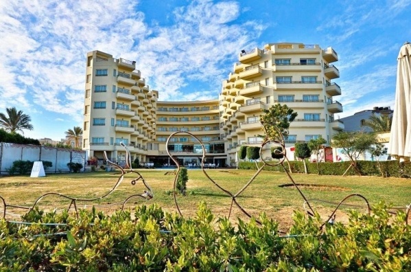 MAGIC BEACH BY AMARINA ****