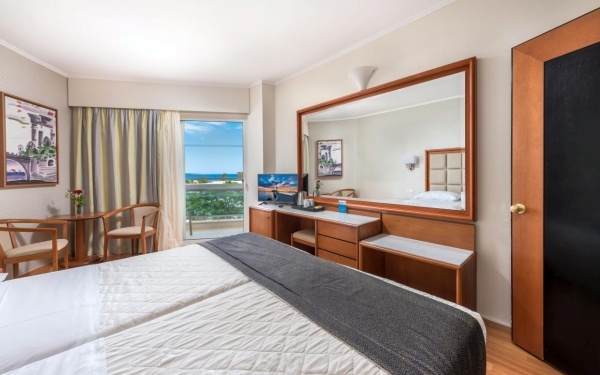 Apollo Beach Hotel ****