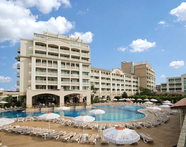 Alba **** Sunny Beach repülővel