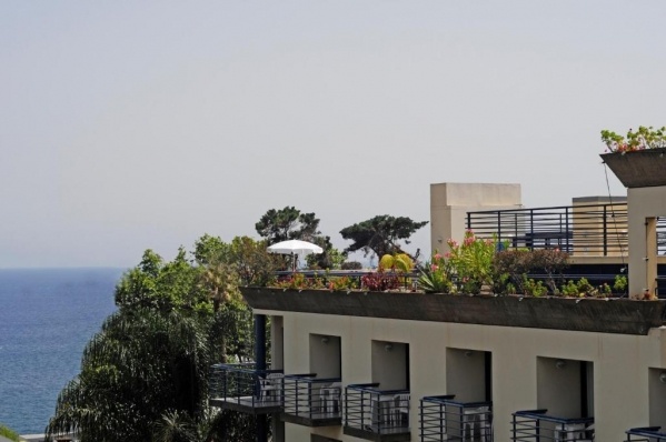 Terrace Mar Suite Hotel **** Funchal repülővel