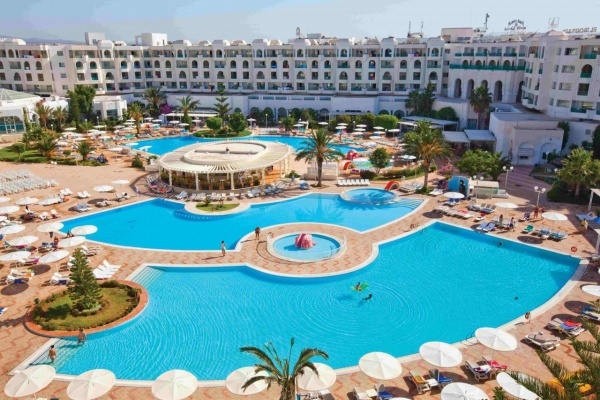 El Mouradi El Menzah **** Yasmine Hammamet repülővel