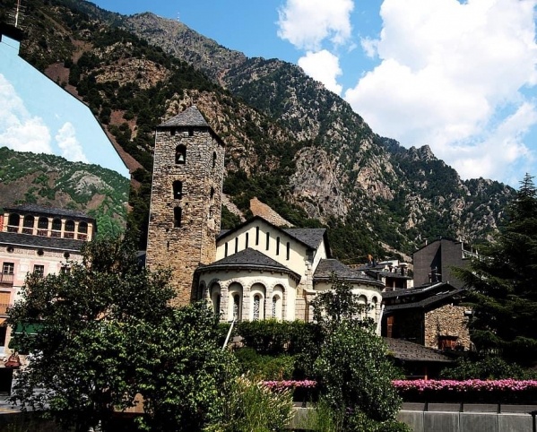 CSILLAGTÚRÁK COSTA BRÁVÁN - TENGERPARTI PIHENÉSSEL - Tengerparti nyaralás tartalmas kirándulásokkal Spanyolországban ***