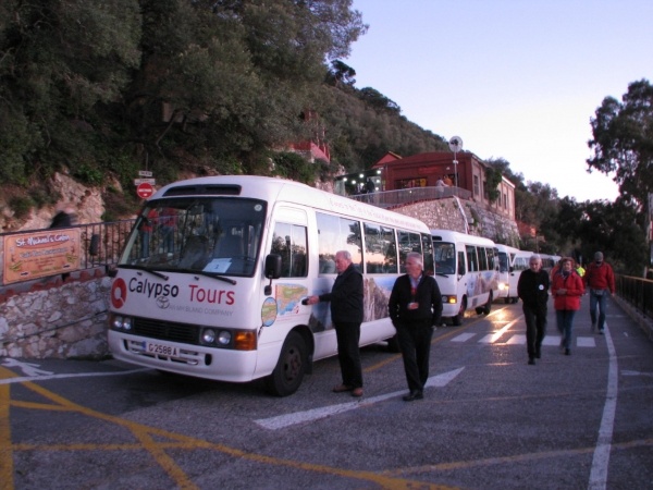 SPANYOLORSZÁGI NAGYKÖRUTAZÁS - Madridtól Gibraltárig. Costa Brava és a Ligur-part.