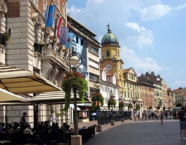 HOSSZÚ CSOBBANÁS A HORVÁT ADRIÁN - Kvarner-öböl, Omišalj, Rijeka, Opatija