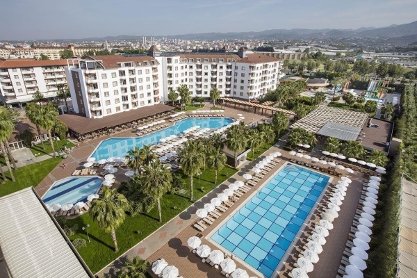 Royal Garden Beach Hotel *****