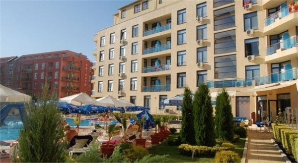 Holiday Complex Rainbow 1 **