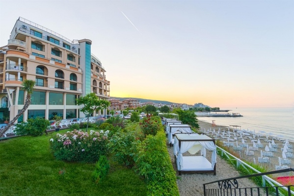 Grand Hotel Sveti Vlas ****