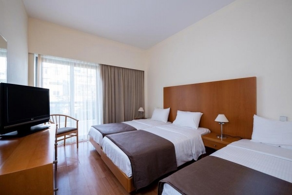 Angela Hotel Downtown Rooms ***