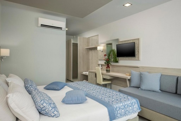 Vantaris Blue Adults only ****